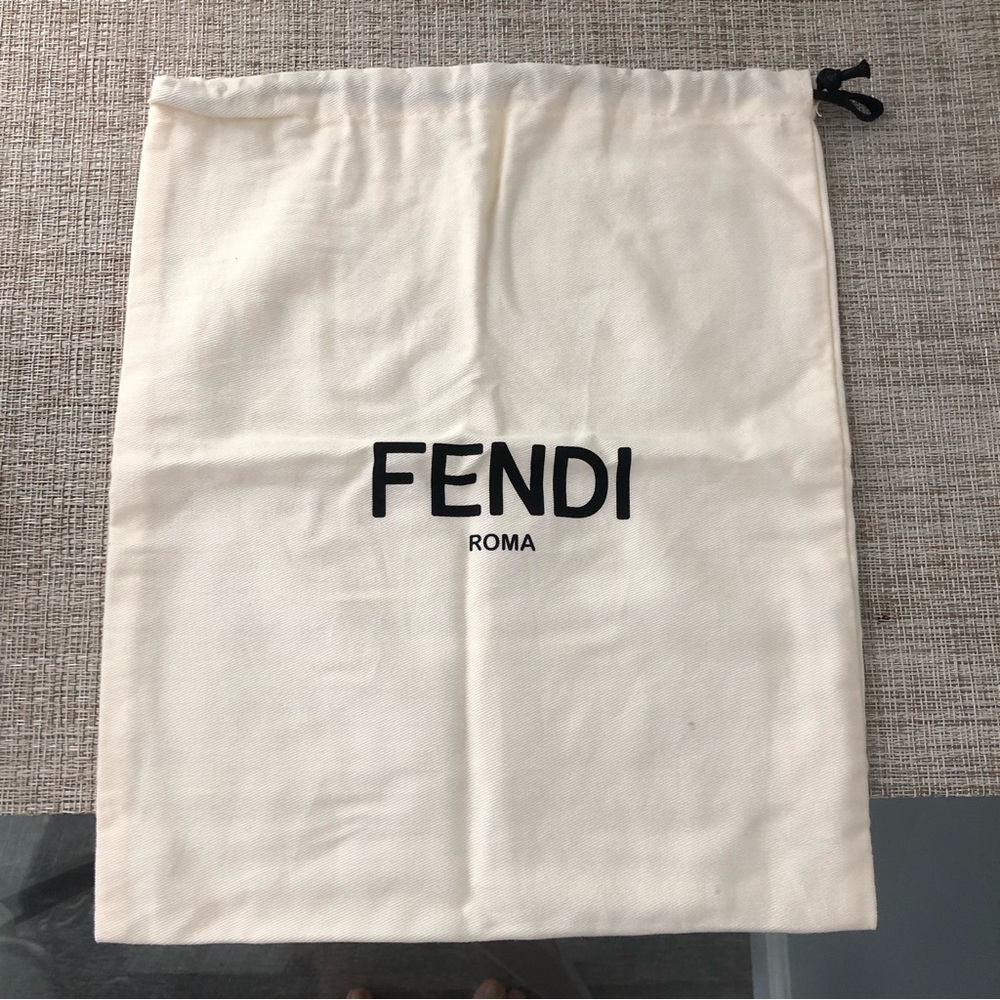 Fendi embossed leather belt black size 70 brand new - Picture 5 of 16